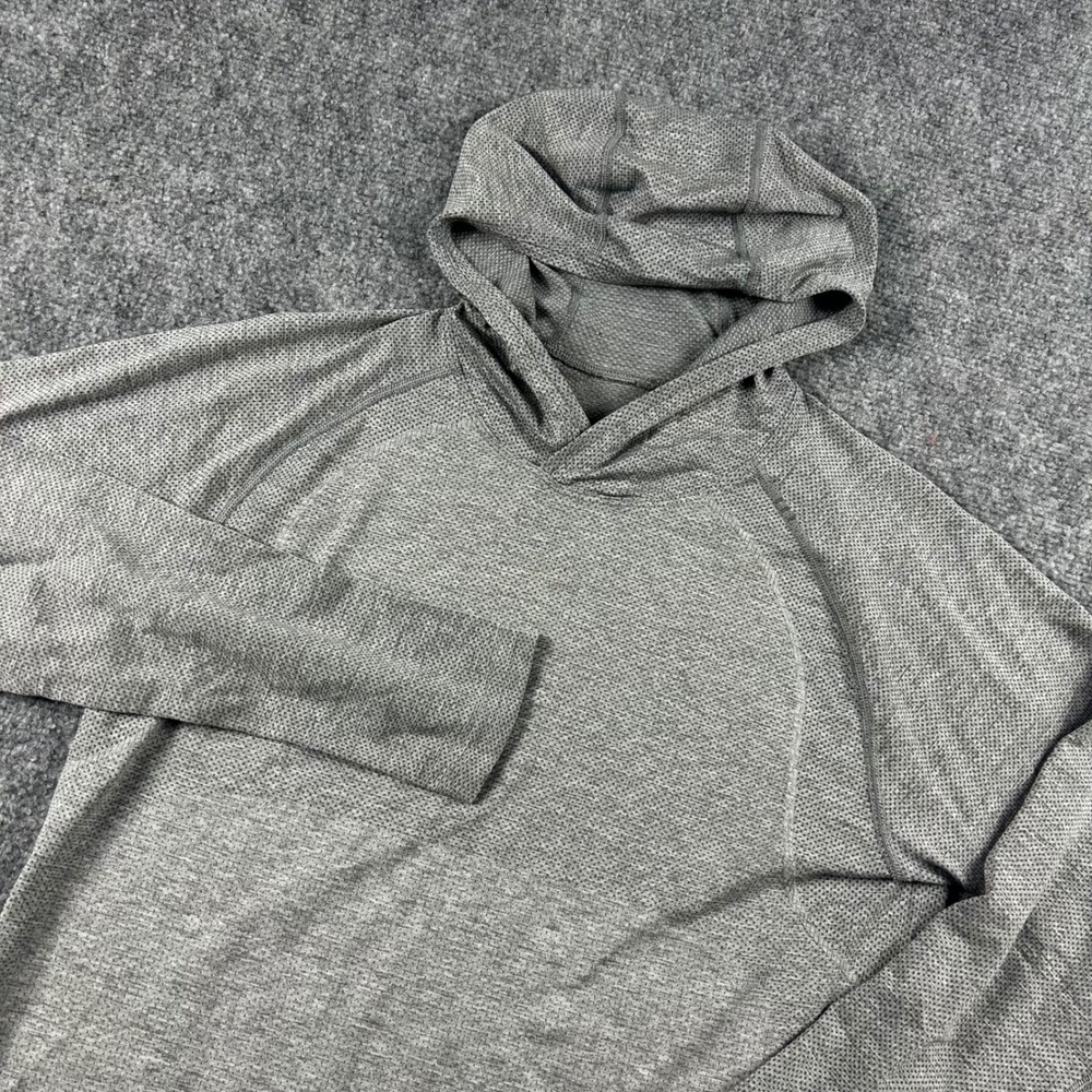 Lululemon Metal Vent Tech Hoodie Mens S Gray Performance Running Gym Pullover